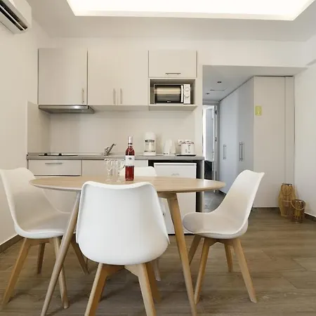لاكشري أبارتمنت صنرايز Rhodes City